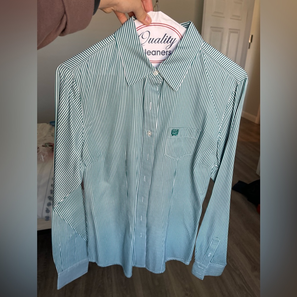 Aqua Cinch Button Down